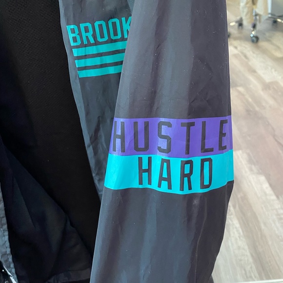 Graphic windbreaker/rain-jacket - Picture 3 of 4